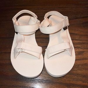 Women’s white Tevas